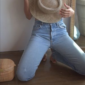 Vtg Levis 501 sz 24 similar to re/done